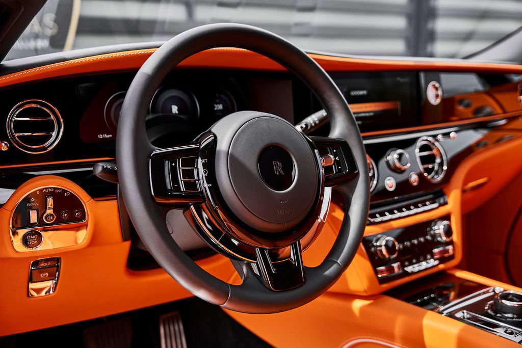 Used 2025 Rolls-Royce Spectre w/ Spectre Launch Package image 35