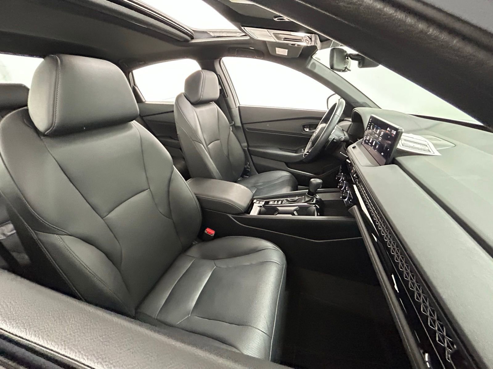 Used 2023 Honda Accord Sport image 39