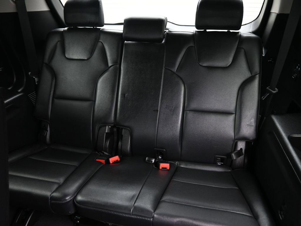 Used 2023 Kia Telluride S image 12
