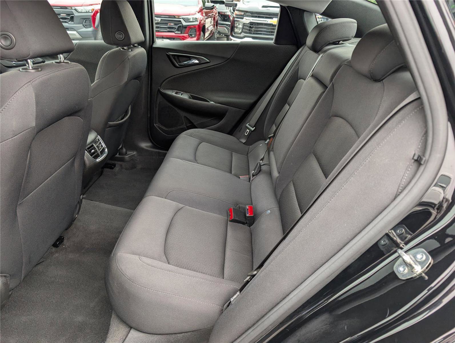 Used 2023 Chevrolet Malibu LT image 15