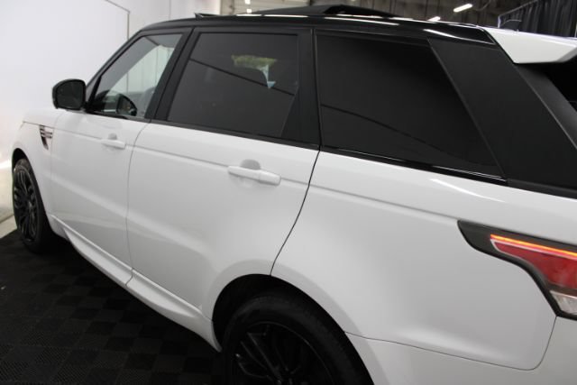 Used 2016 Land Rover Range Rover Sport Supercharged AWD/4WD image 9
