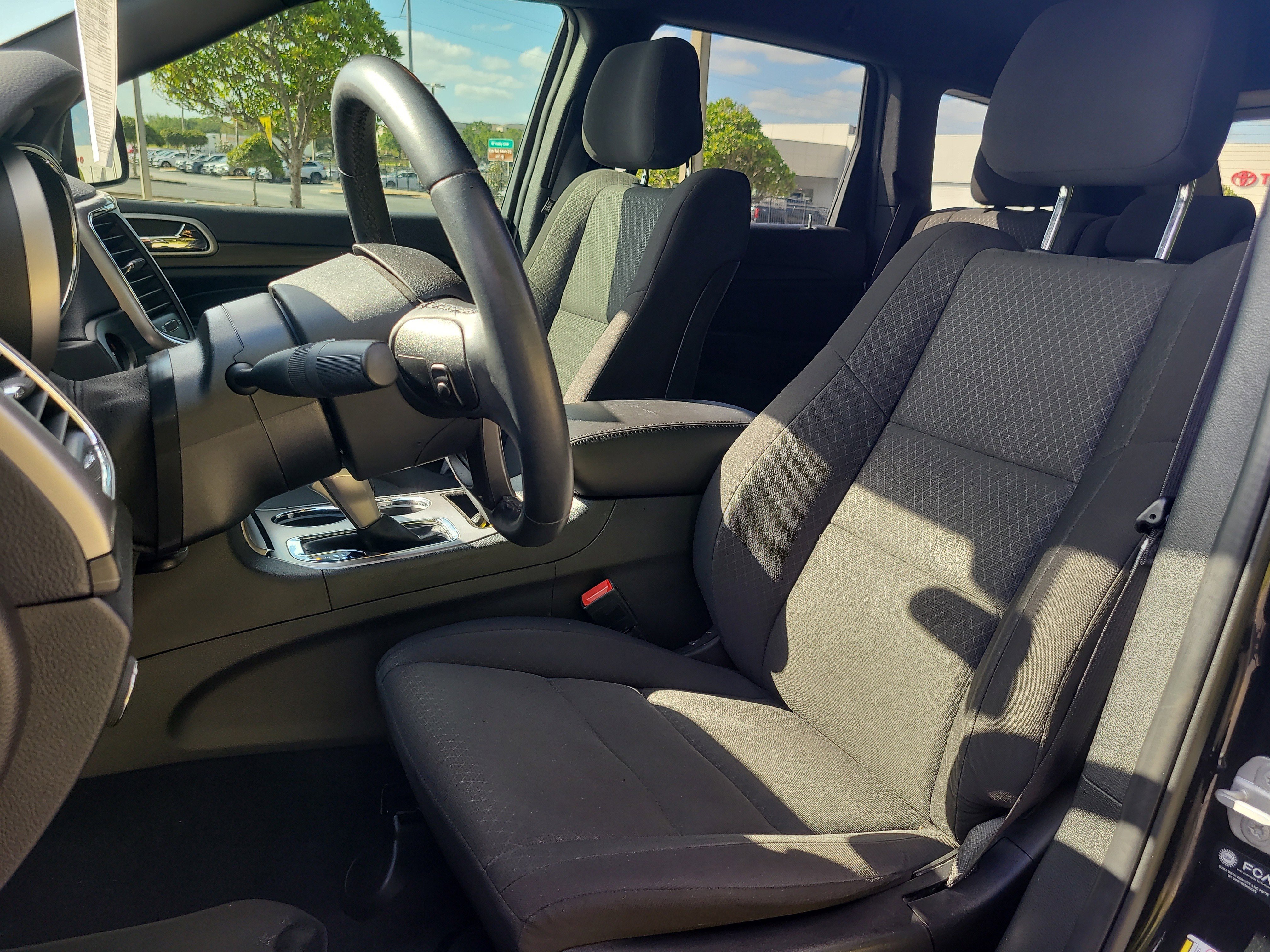 Used 2021 Jeep Grand Cherokee Laredo image 19