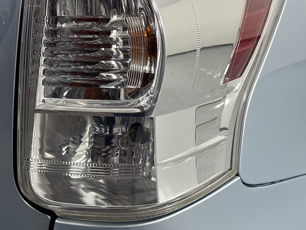 Used 2014 Toyota Prius V Five image 30