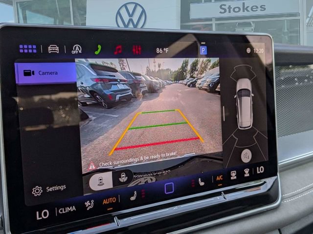 New 2026 Volkswagen Tiguan SE FWD image 22