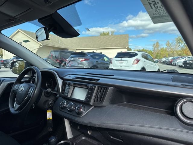 Used 2018 Toyota RAV4 LE w/ All Weather Liner Package image 10