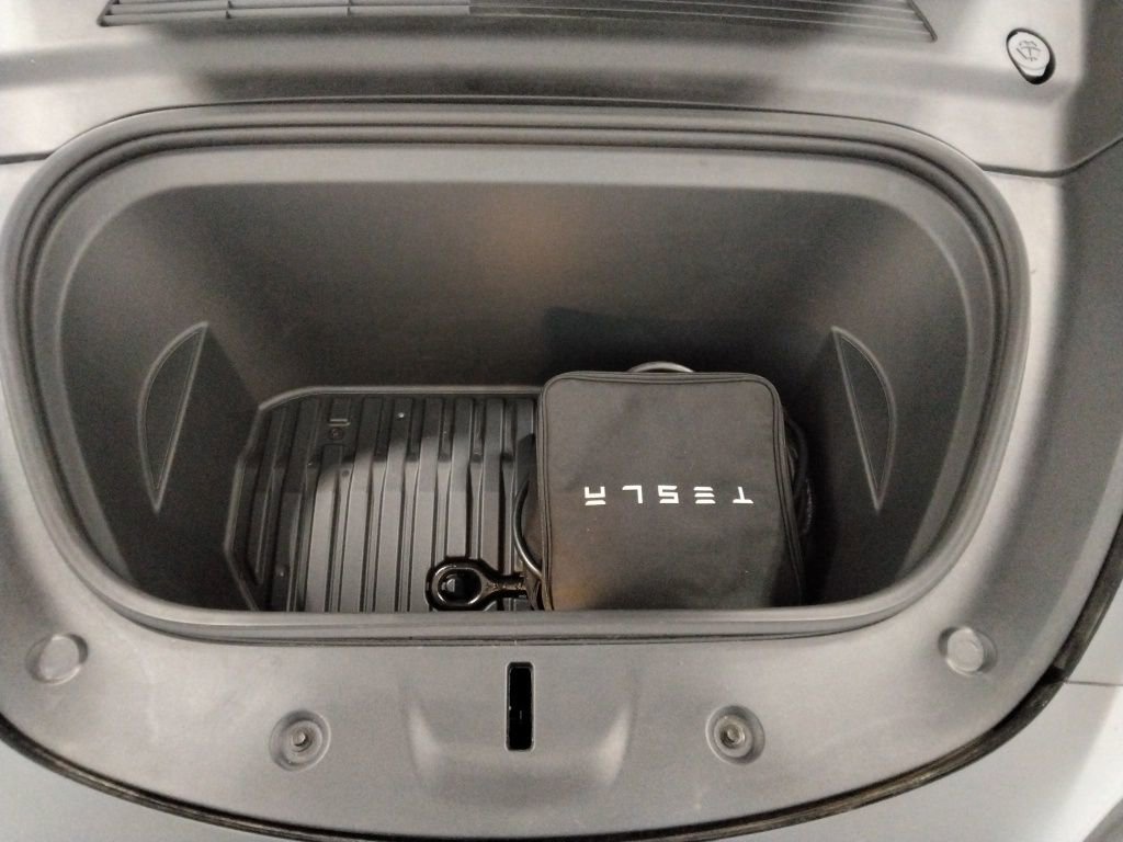 Used 2021 Tesla Model Y Long Range image 44