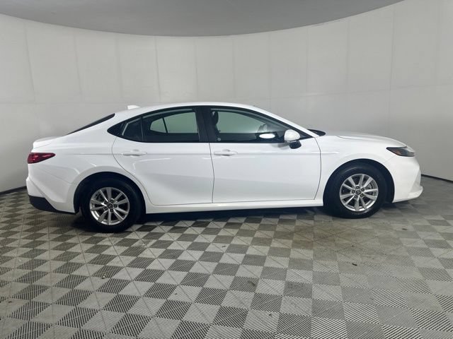 Used 2025 Toyota Camry LE w/ Convenience Package AWD/4WD image 8