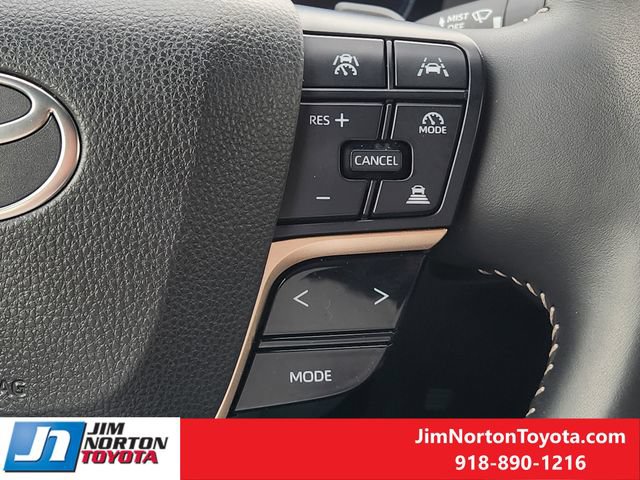 Used 2025 Toyota Crown Signia w/ Advanced Technology Package AWD/4WD image 30