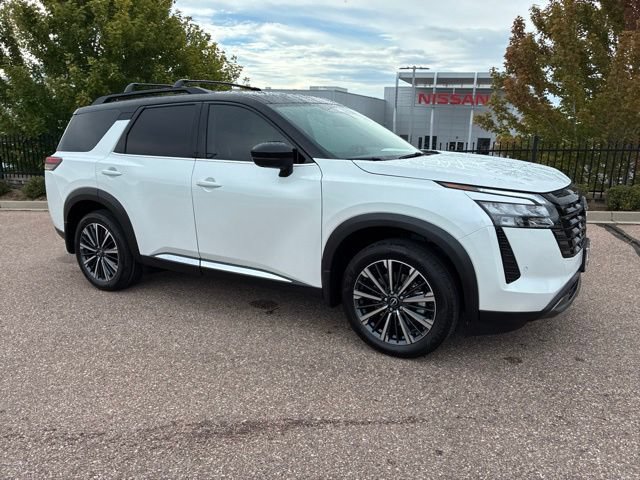 New 2026 Nissan Pathfinder Platinum
