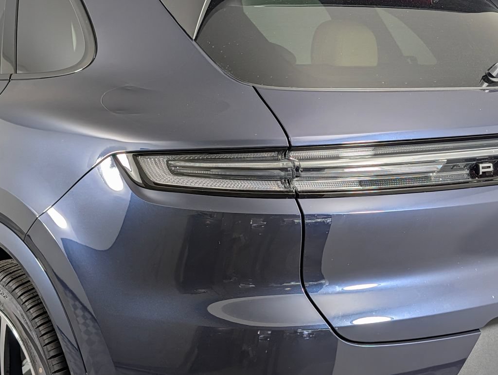 New 2026 Porsche Cayenne AWD/4WD image 16