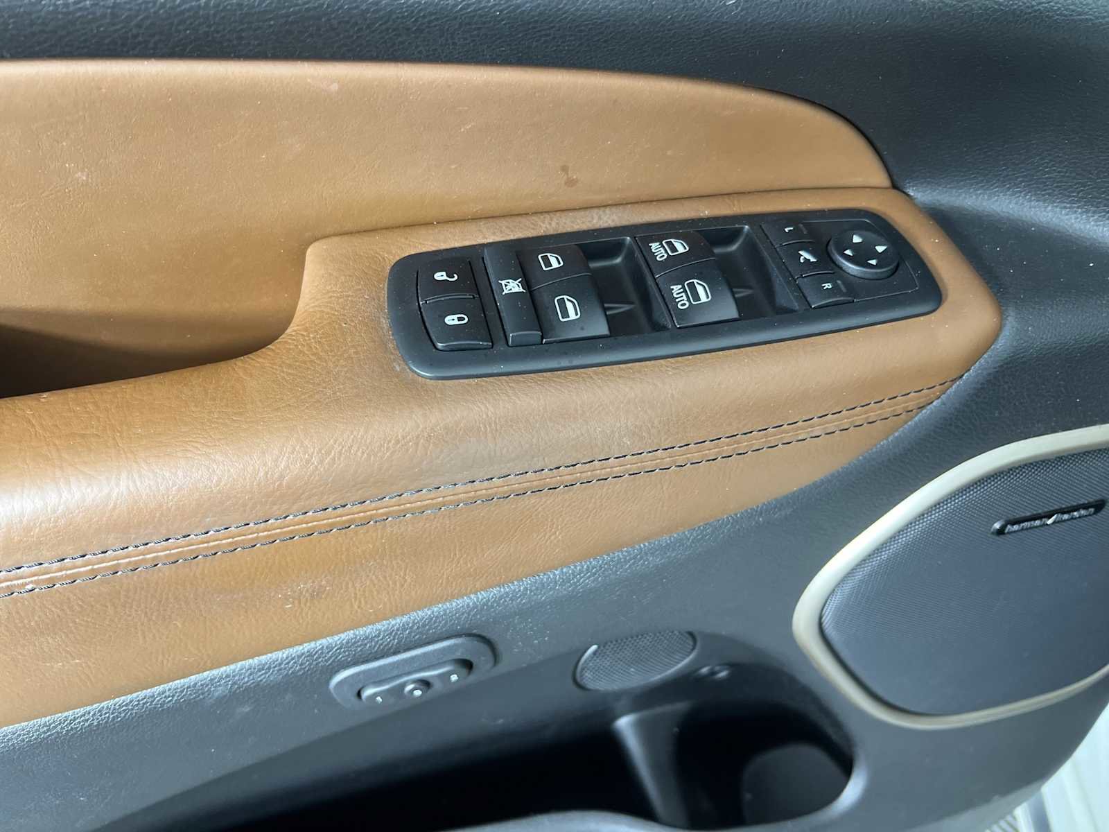 Used 2017 Jeep Grand Cherokee Summit w/ Platinum Series Group AWD/4WD image 21