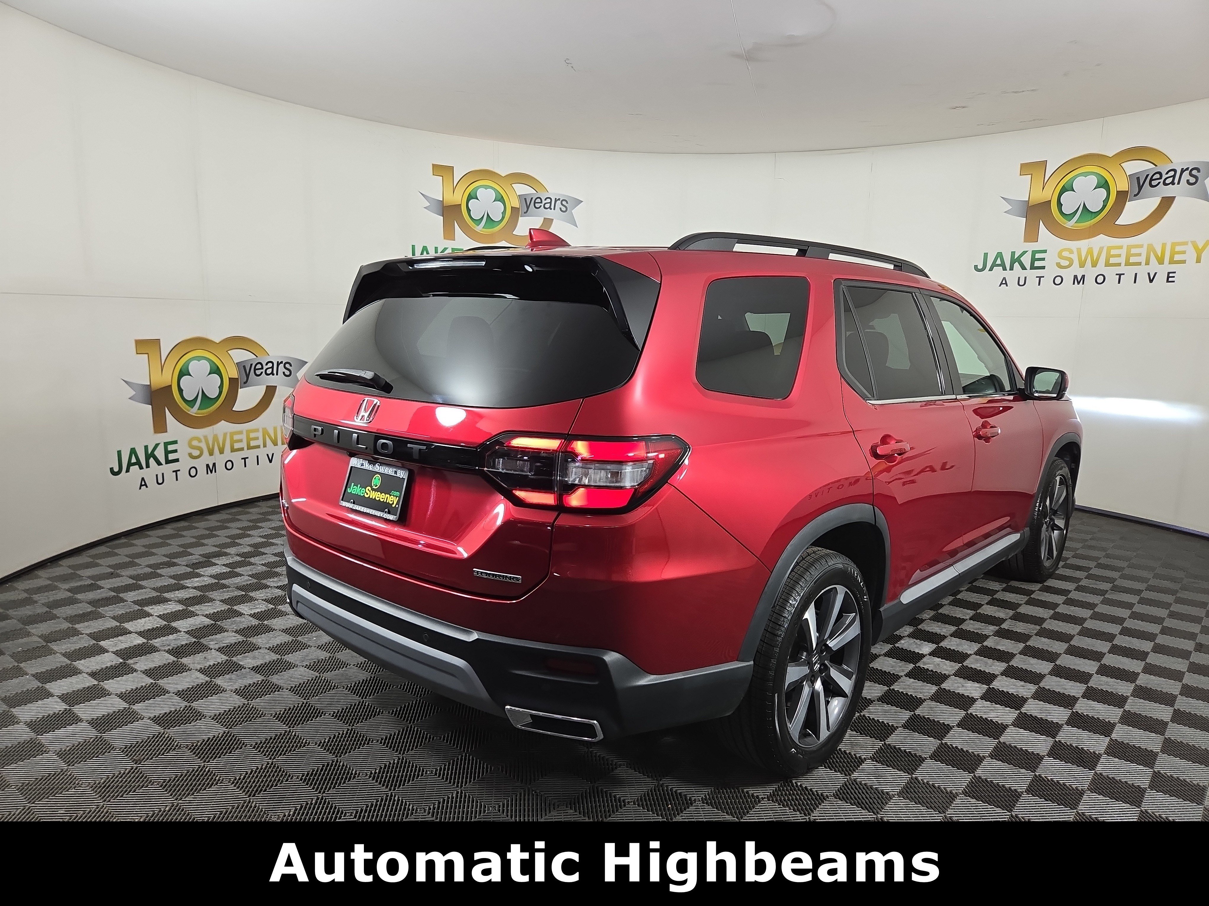 Used 2023 Honda Pilot Touring image 9