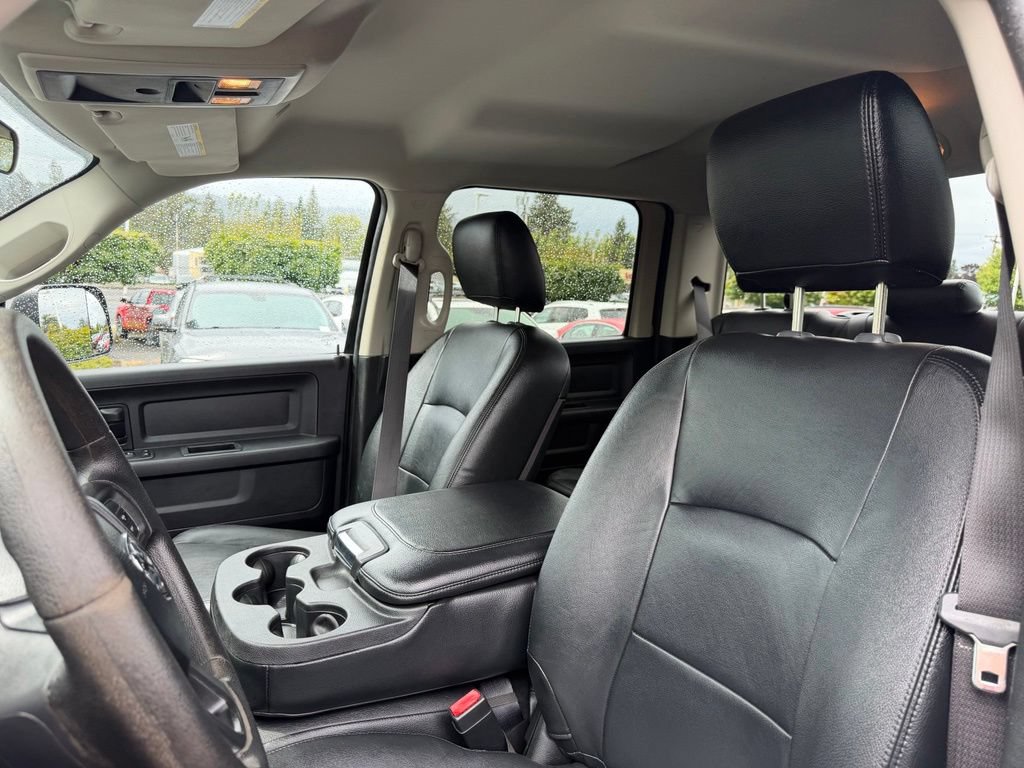 Used 2017 RAM 2500 Tradesman w/ Chrome Appearance Group AWD/4WD image 14