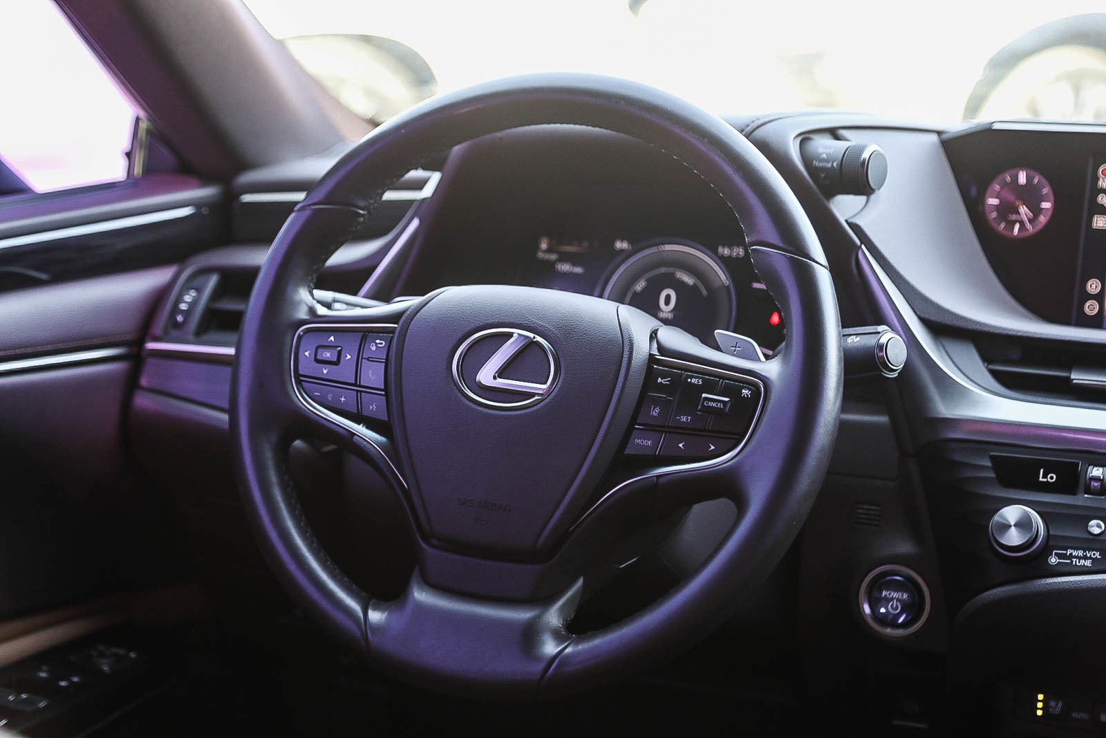 Used 2021 Lexus ES 300h w/ Premium Package FWD image 13