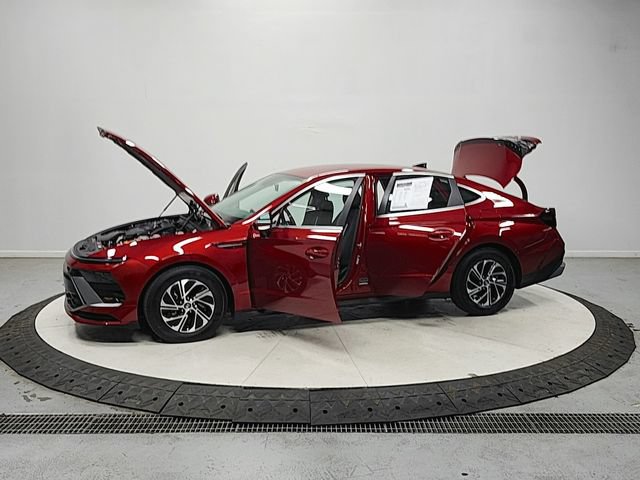 Used 2026 Hyundai Sonata Blue FWD image 12
