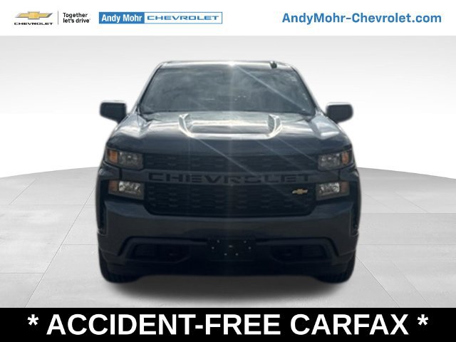 Used 2020 Chevrolet Silverado 1500 Custom w/ Custom Value Package AWD/4WD image 9