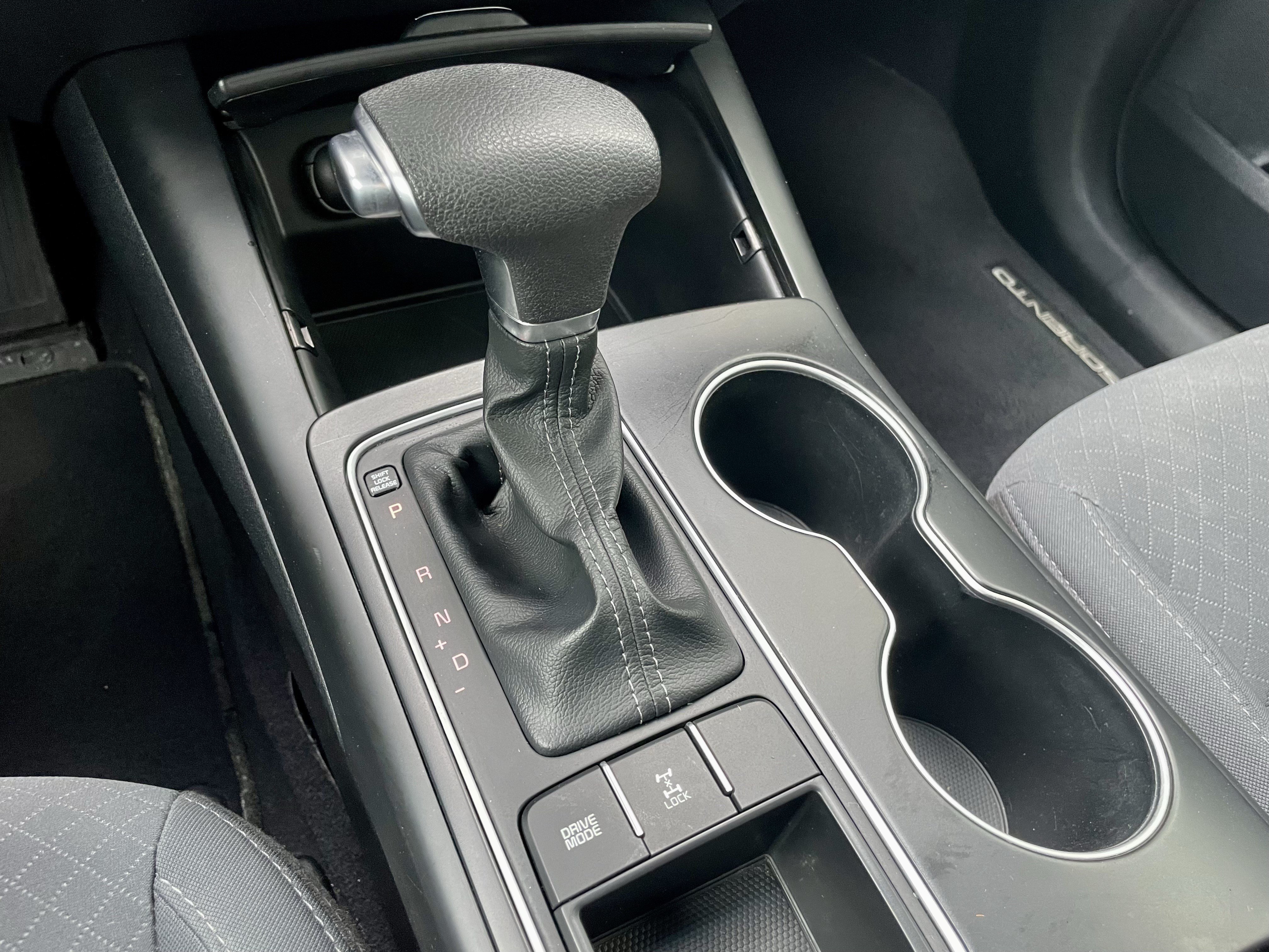 Used 2019 Kia Sorento AWD V6 image 19
