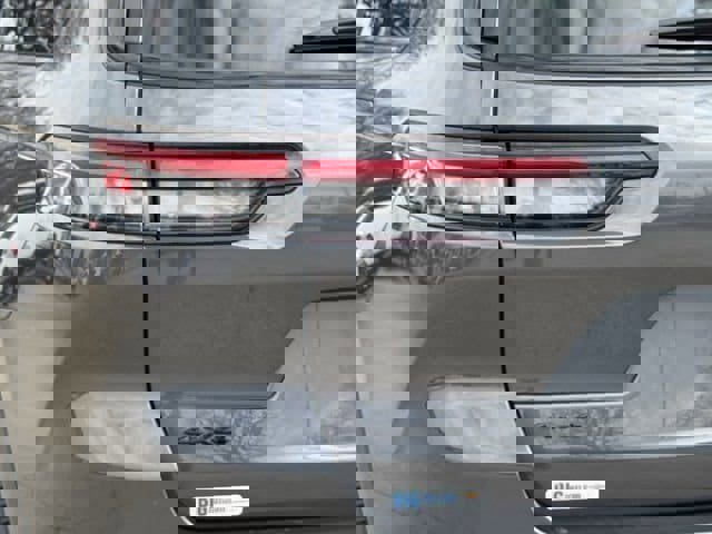 Used 2024 Jeep Grand Cherokee L Altitude image 8