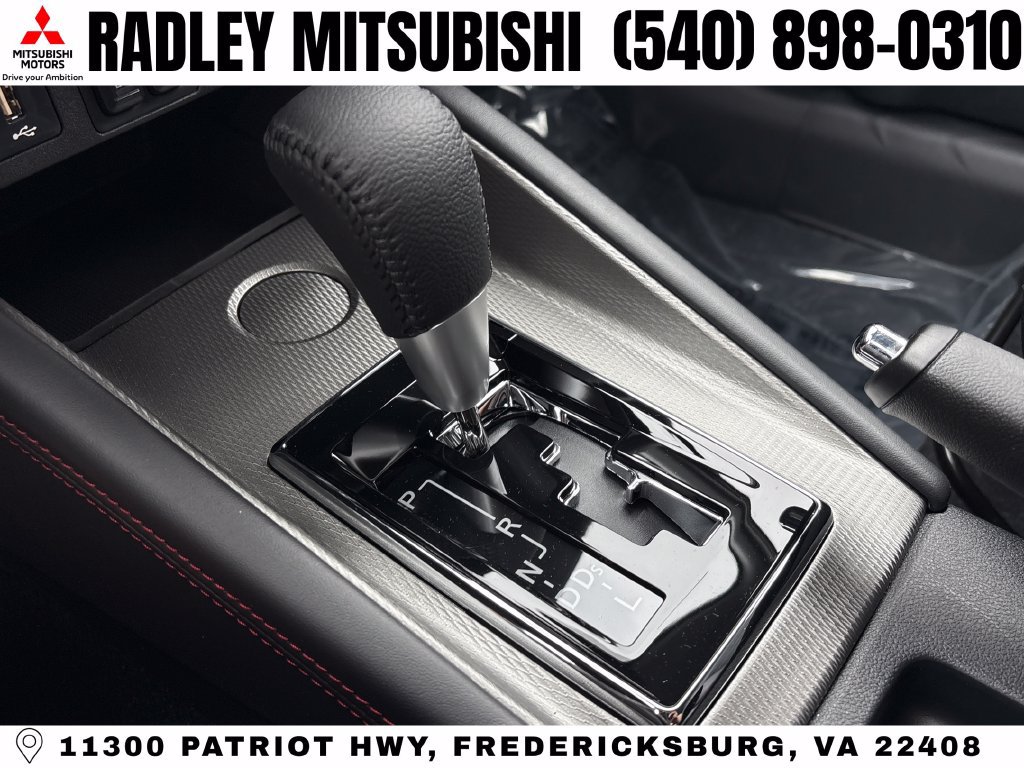 New 2027 Mitsubishi Outlander Sport SE FWD image 11