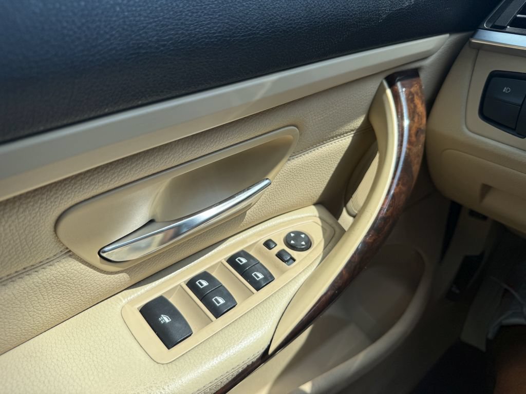 Used 2014 BMW 428i Convertible RWD image 26