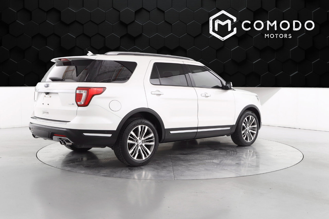 Used 2018 Ford Explorer Platinum image 3