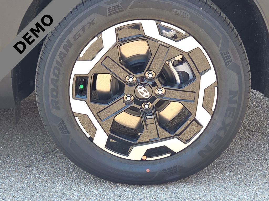 Certified 2026 Hyundai Santa Fe SEL image 9