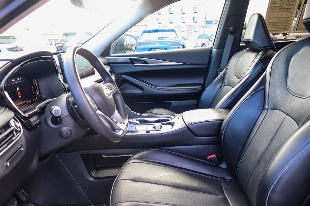 Certified 2023 INFINITI QX60 Luxe w/ Cargo Package FWD image 17