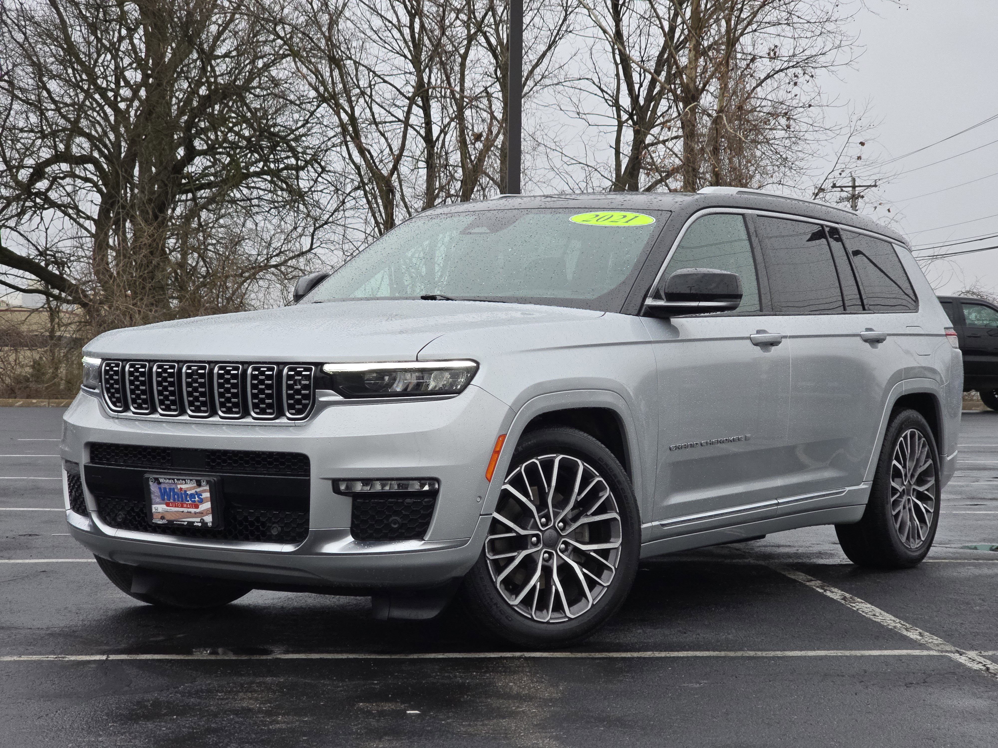 Used 2021 Jeep Grand Cherokee L Summit image 2