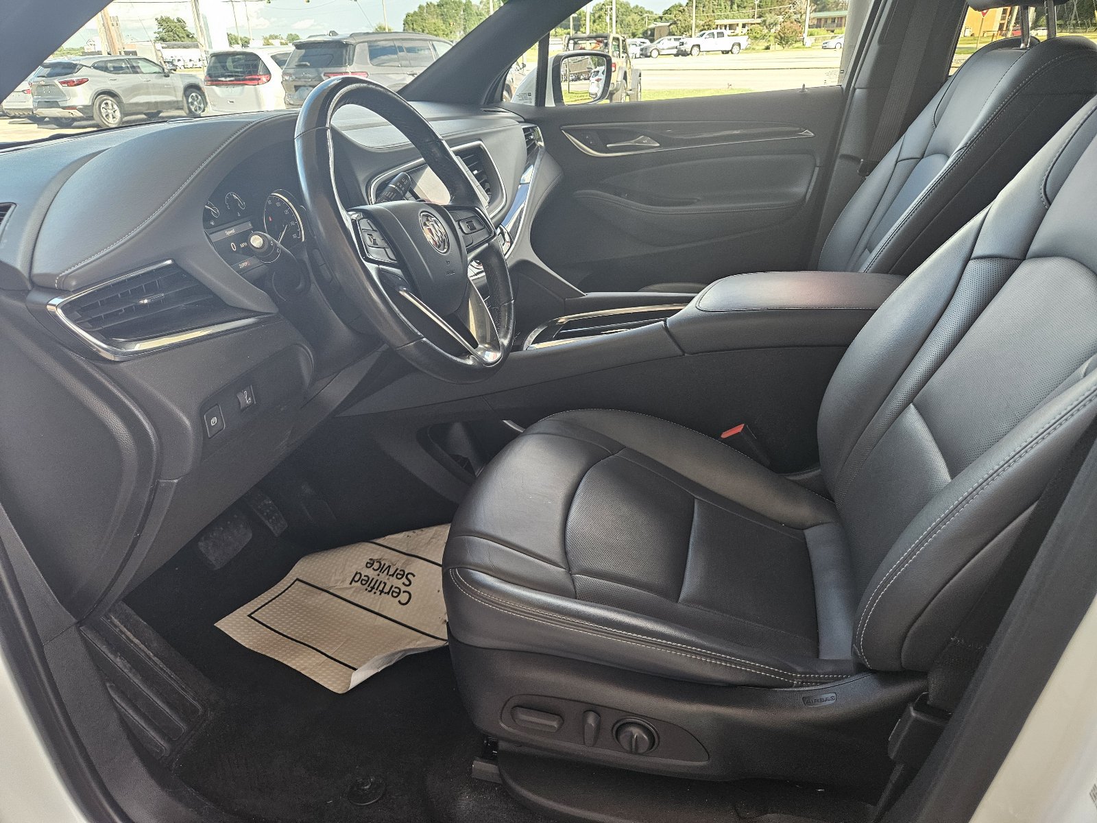 Used 2023 Buick Enclave Essence FWD image 9