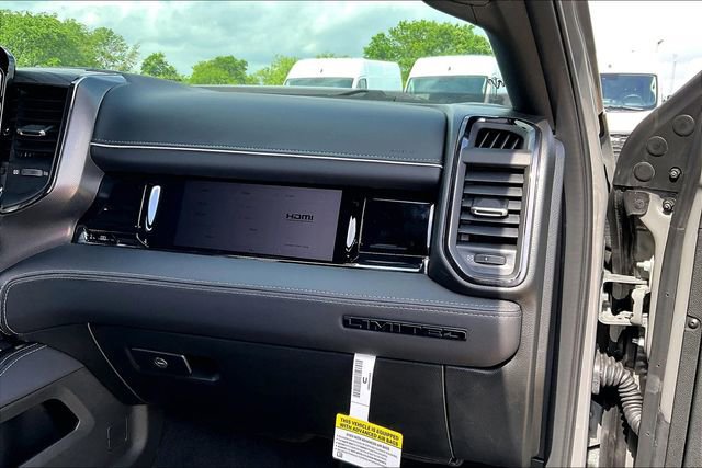 New 2026 RAM 2500 Limited AWD/4WD image 29