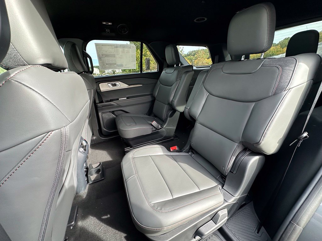 New 2027 Ford Explorer Active w/ Active Comfort Package AWD/4WD image 18