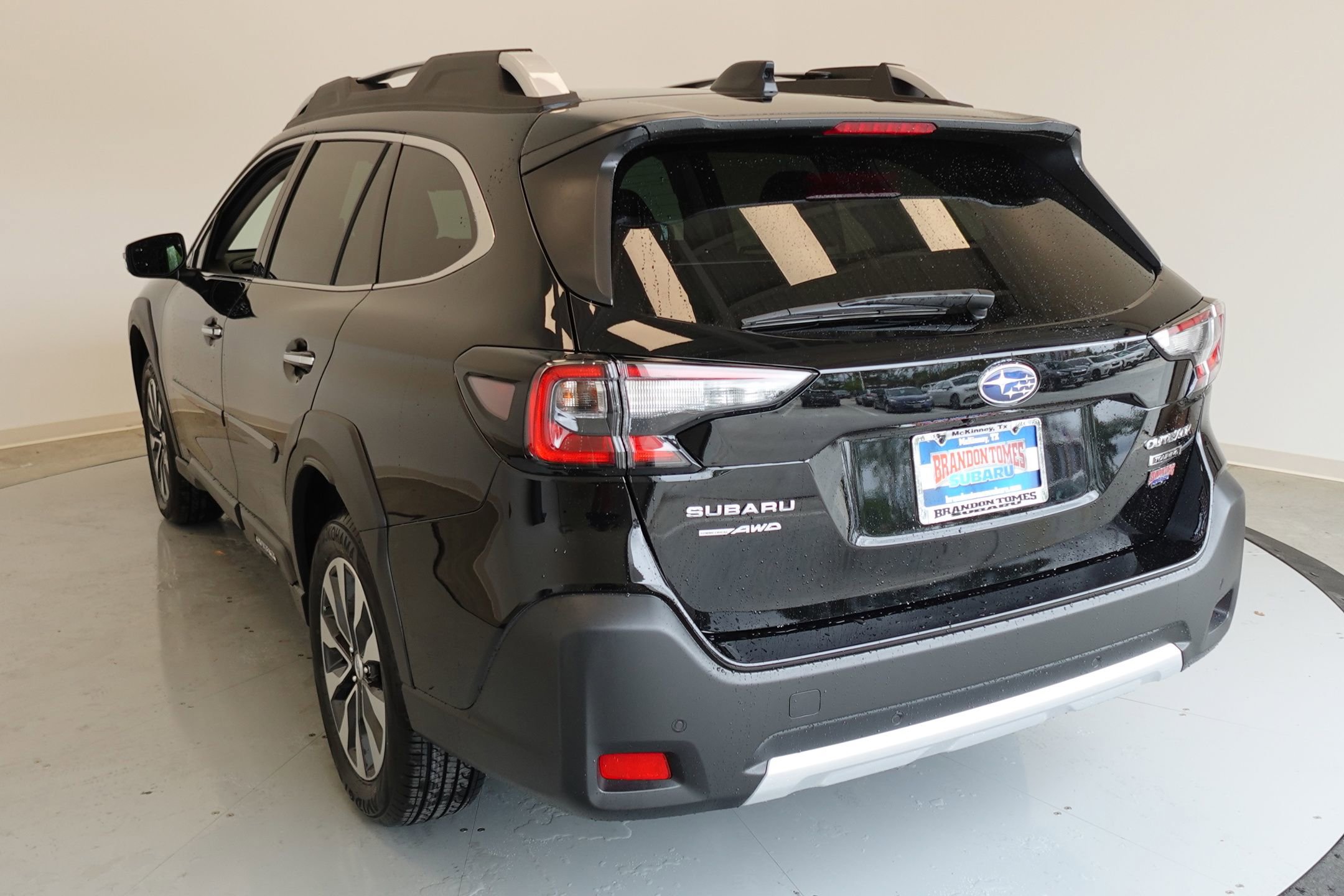 Used 2025 Subaru Outback Touring w/ Tech Package 2 image 8