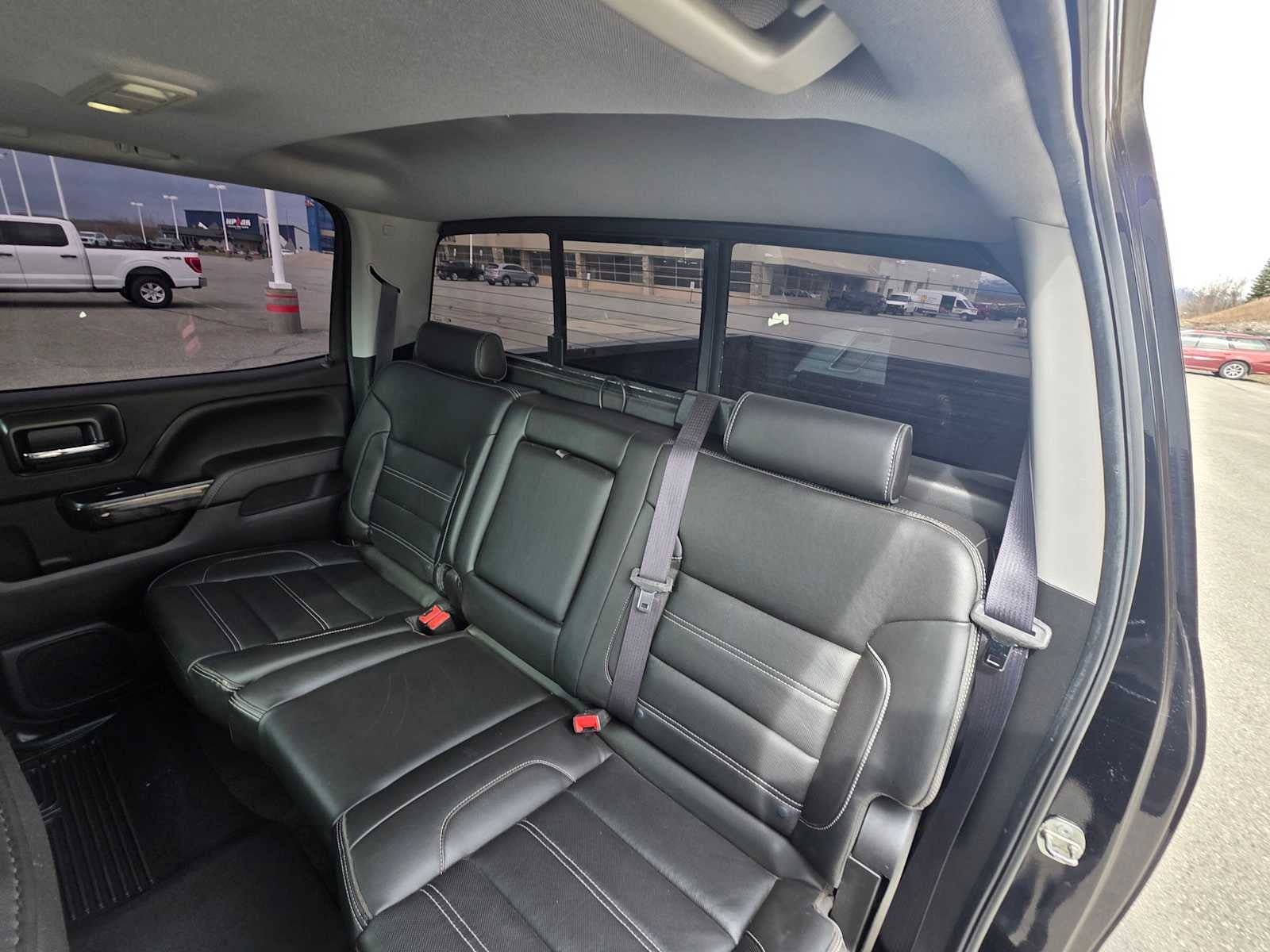 Used 2015 GMC Sierra 2500 Denali w/ Duramax Plus Package AWD/4WD image 17