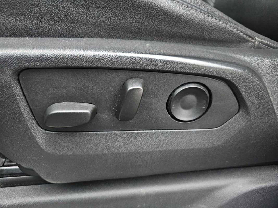 Used 2023 Chevrolet Silverado 1500 RST w/ Convenience Package II image 30