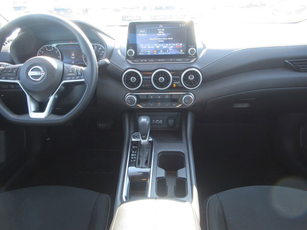 Used 2024 Nissan Sentra SV image 15