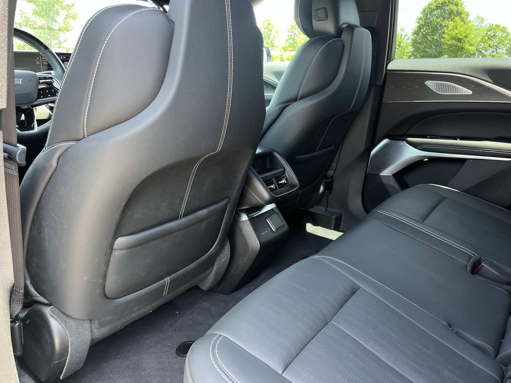 Certified 2024 Cadillac Lyriq Sport RWD image 21