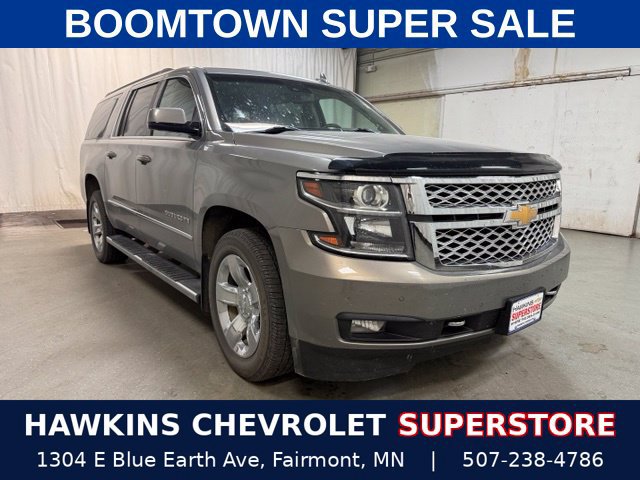 Used 2019 Chevrolet Suburban LT w/ LT Signature Package AWD/4WD image 1