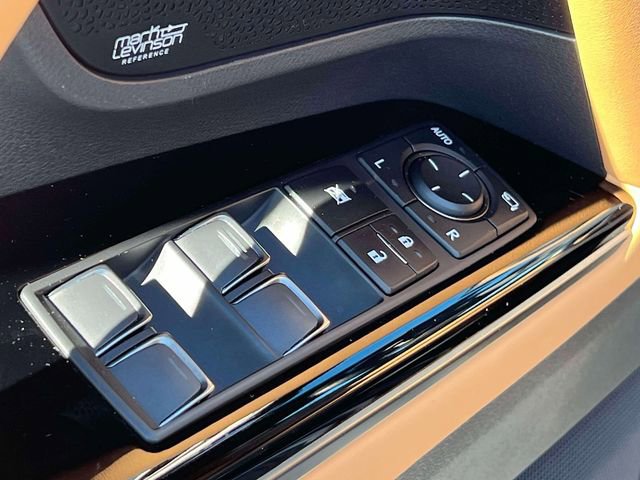 Used 2023 Lexus LX 600 4WD w/ Accessory Package (Z1) image 22