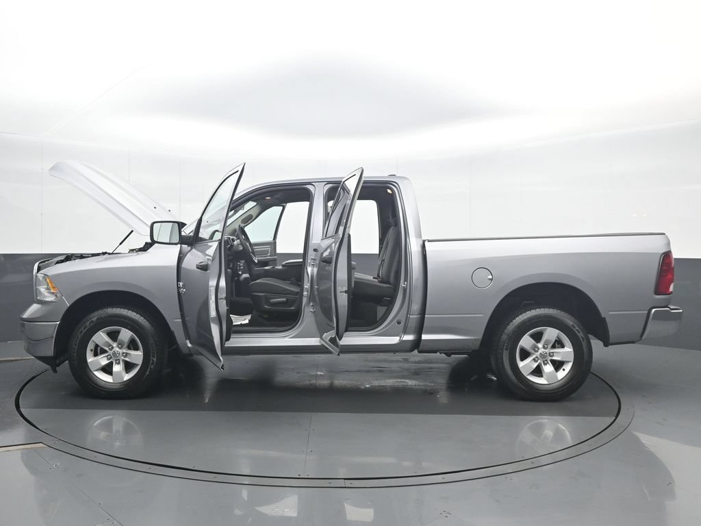 Used 2024 RAM 1500 Classic SLT AWD/4WD image 36