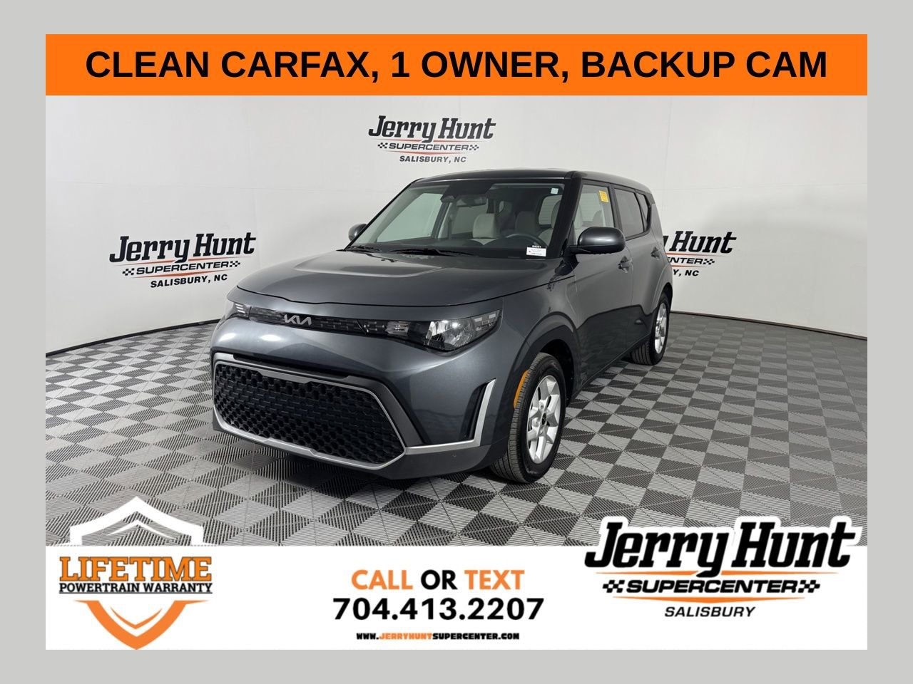 Used 2025 Kia Soul LX image 1