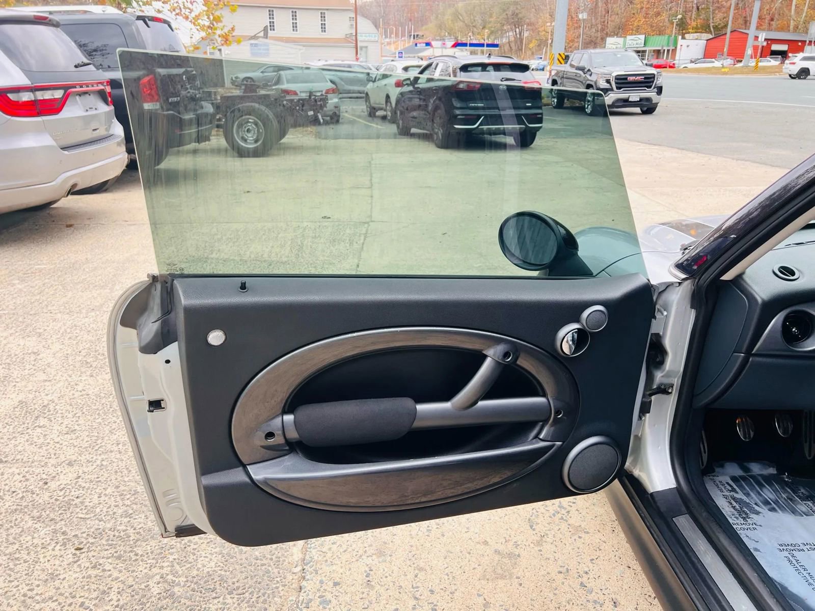 Used 2004 MINI Cooper S image 24