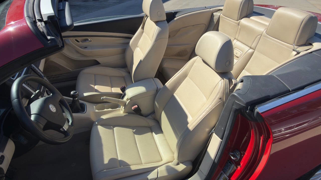 Used 2008 Volkswagen Eos image 21