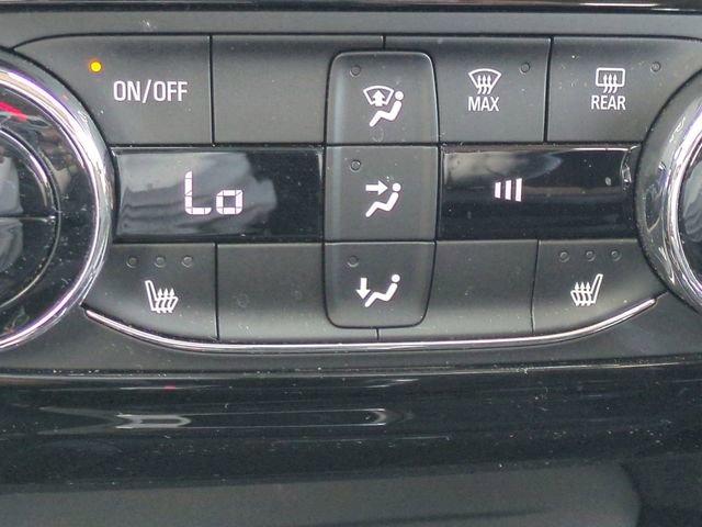 Certified 2024 Chevrolet Trax LT w/ Sunroof Package image 26