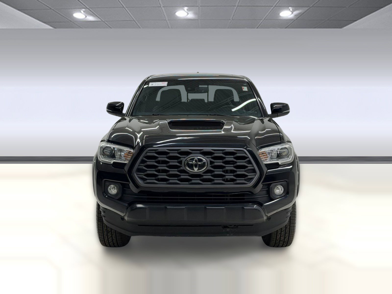 Used 2020 Toyota Tacoma TRD Sport w/ TRD Premium Sport Package AWD/4WD image 5