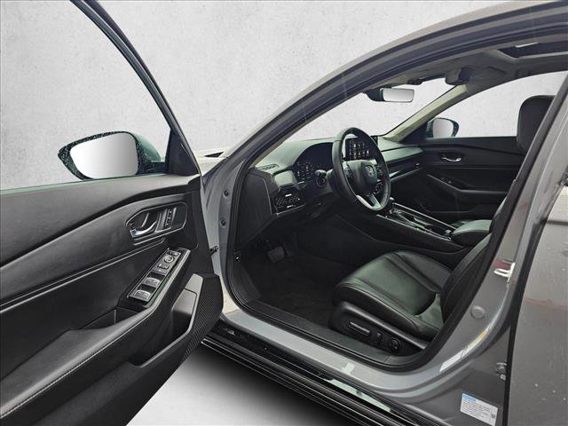 Used 2024 Honda Accord Touring image 18