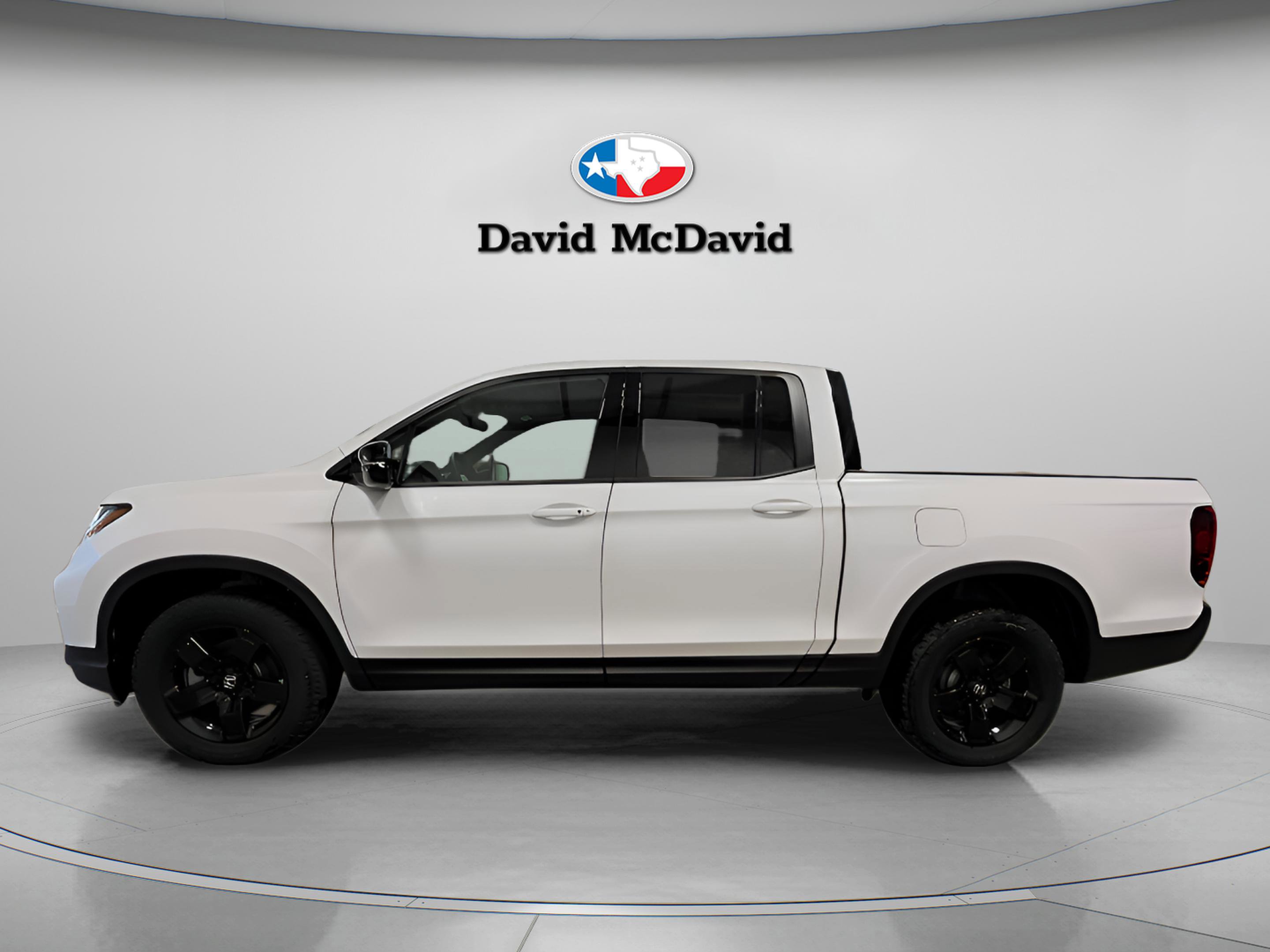 New 2026 Honda Ridgeline Black Edition image 2