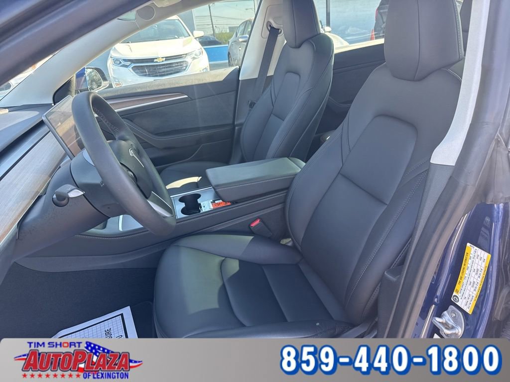 Used 2023 Tesla Model 3 Performance image 3