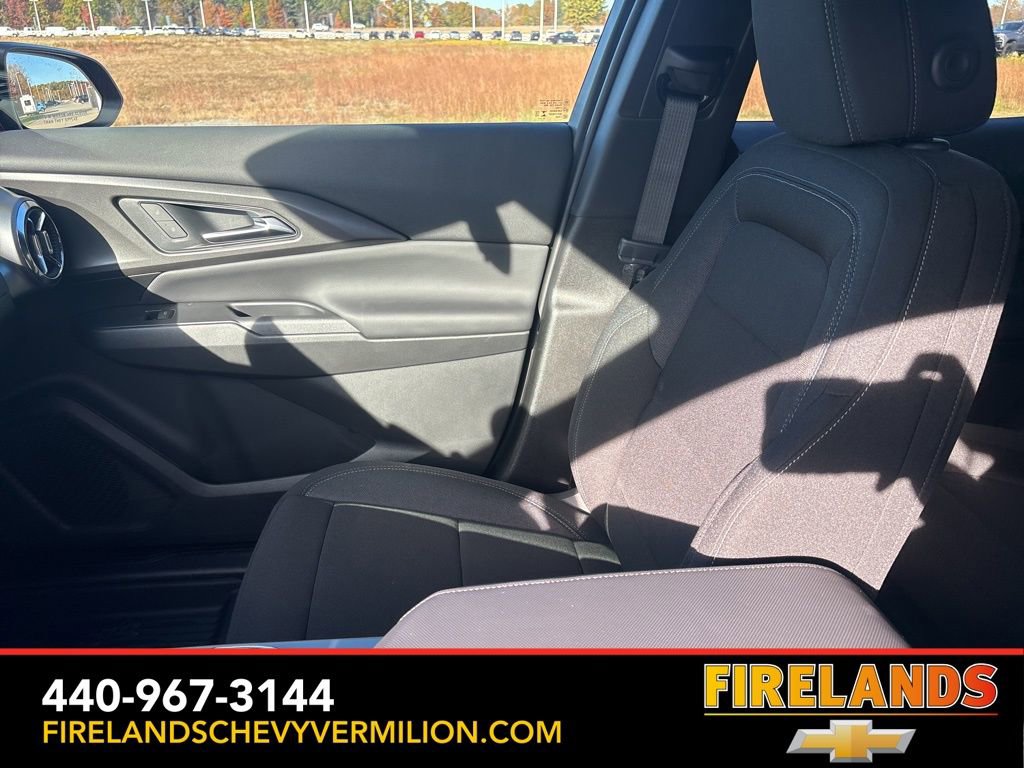 New 2026 Chevrolet Equinox EV LT image 15