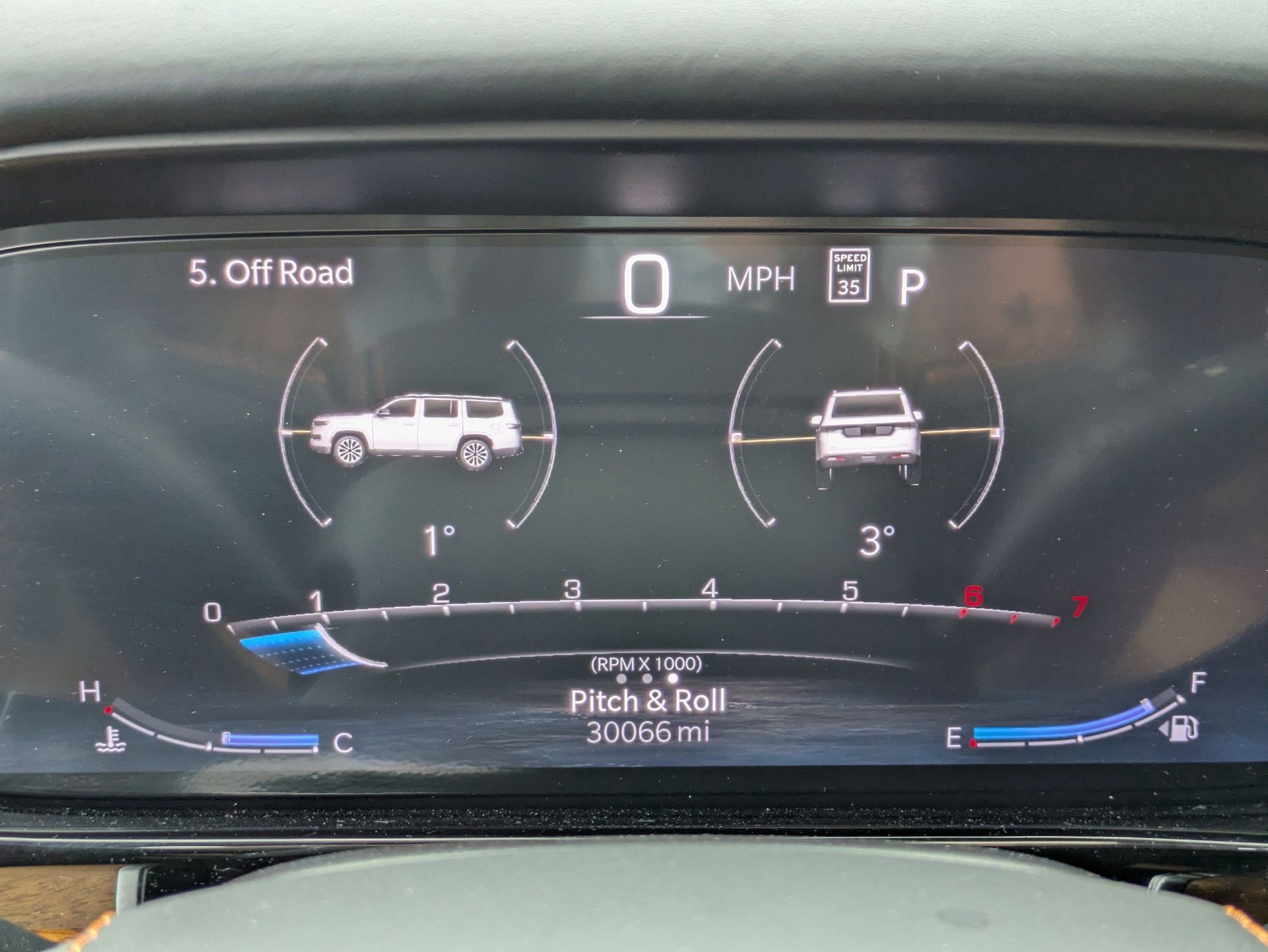 Used 2023 Jeep Grand Wagoneer Series III w/ Rear Seat Video Group 1 image 14