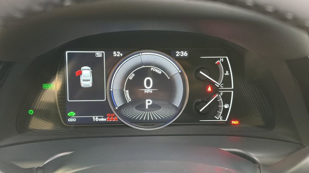 Used 2025 Lexus ES 300h w/ Premium Package image 34